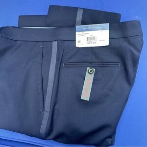 NWT Tommy Hilfiger men’s tux pants in blue 32x32